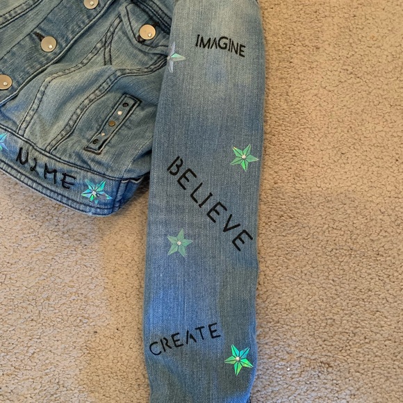 Girls Unicorn Jean Jacket Custom made Size 6/7 - Picture 4 of 4